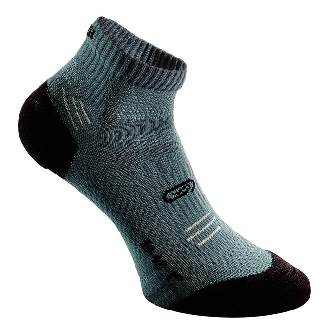 





KIPRUN INTENSIVE RUNNING SOCKS - GREY, photo 1 of 6